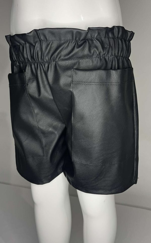 PHOTO 1 SHORT SIMILI CUIR NOIR