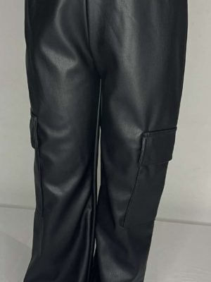 PANTALON CARGO SIMILI CUIR NOIR