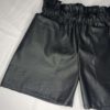 SHORT SIMILI CUIR NOIR