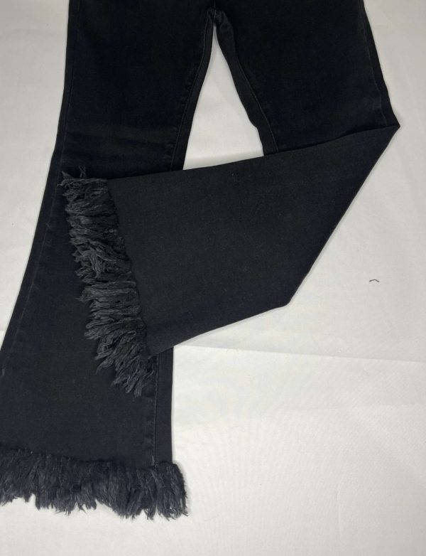 PHOTO 3 JEANS A FRANGES NOIRS ET GRIS