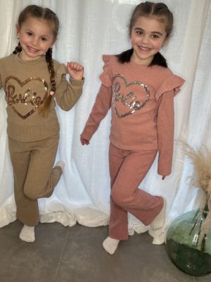 ENSEMBLE BARBIE BEIGE ET ROSE
