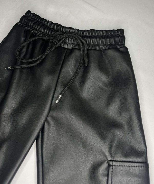 PHOTO 4 PANTALON CARGO SIMILI CUIR NOIR